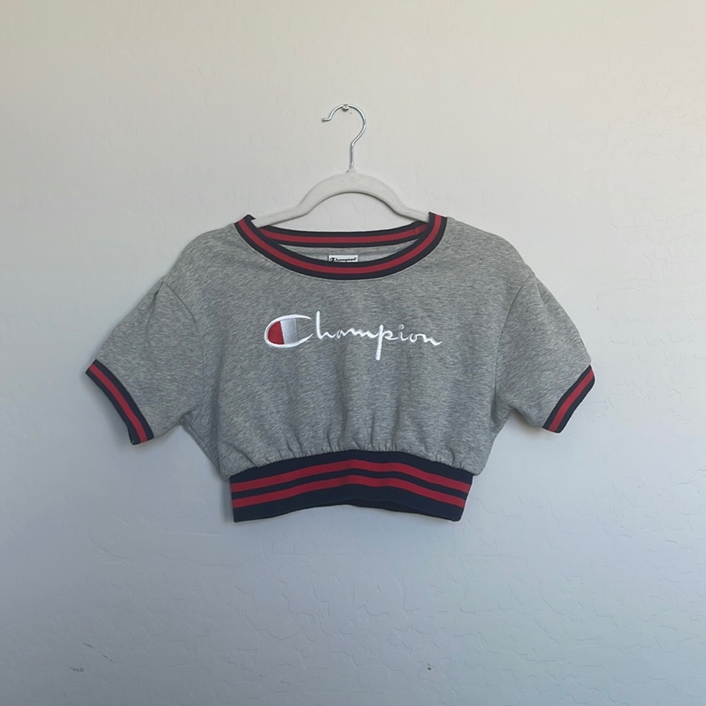 Champion Women’s Vintage Wash Cropped Fleece